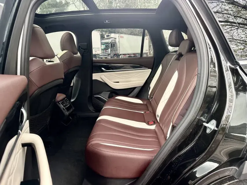 2021 Geely Monjaro 2.0T 218HP L4 7DCT,autocango,china used car exporter,china ev exporter,chinese used car exporter,chinese used ev exporter