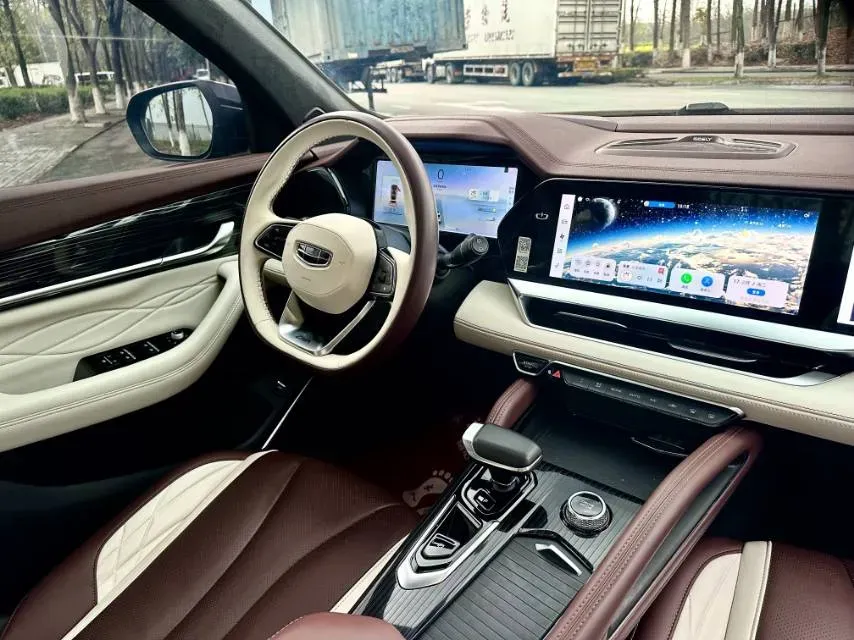 2021 Geely Monjaro 2.0T 218HP L4 7DCT,autocango,china used car exporter,china ev exporter,chinese used car exporter,chinese used ev exporter