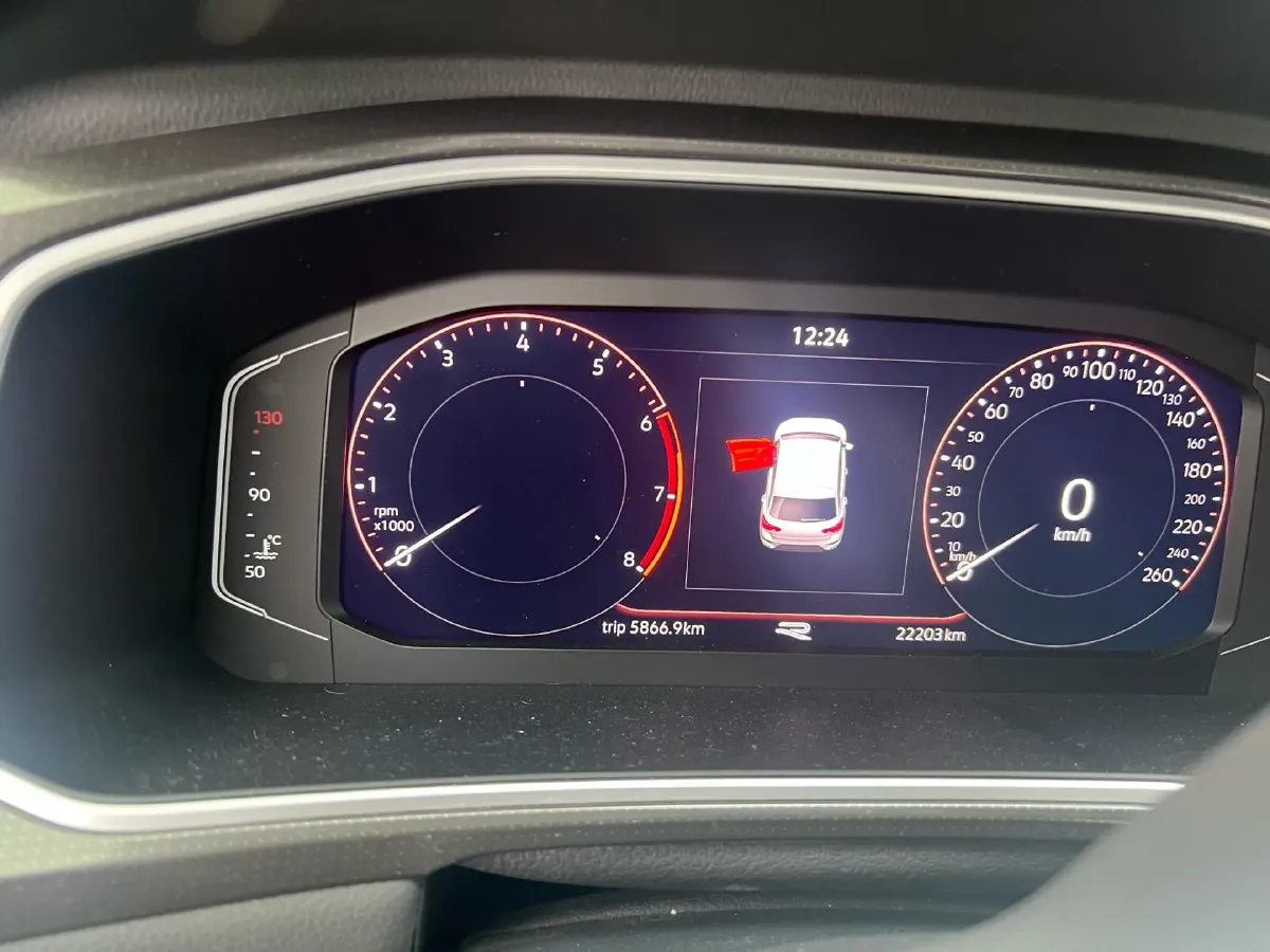 2023 Volkswagen T-Roc 1.5T 160HP L4 7DCT,autocango,china used car exporter,china ev exporter,chinese used car exporter,chinese used ev exporter