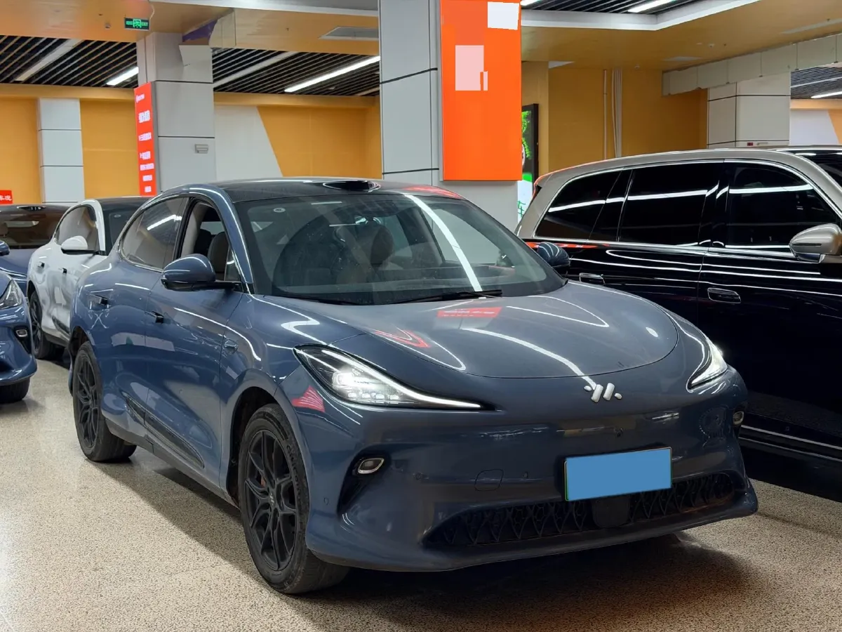 2025 IM LS6 BEV 75KWH,autocango,china used car exporter,china ev exporter,chinese used car exporter,chinese used ev exporter