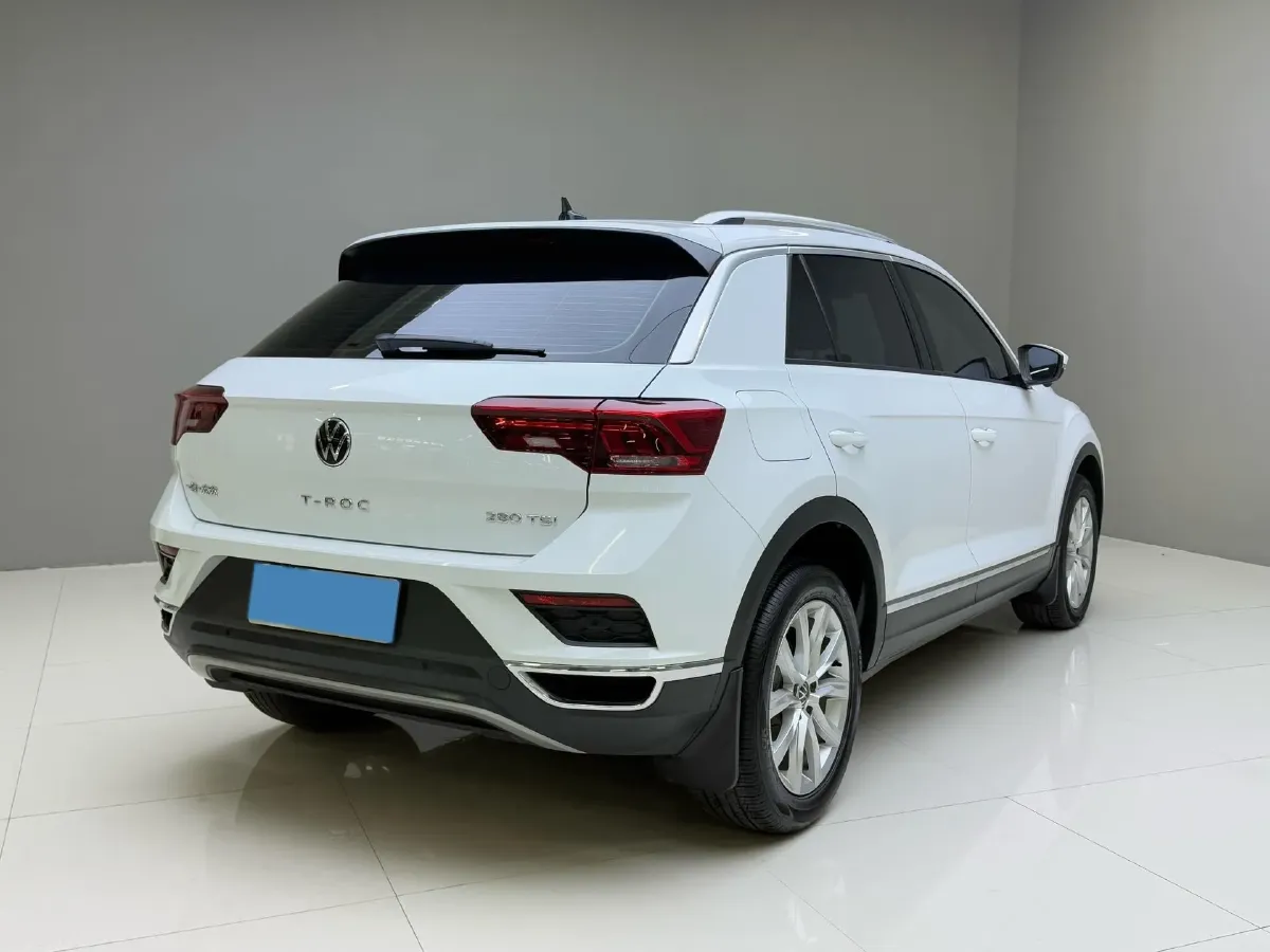 2022 Volkswagen T-Roc 1.4T 150HP L4 7DCT,autocango,china used car exporter,china ev exporter,chinese used car exporter,chinese used ev exporter