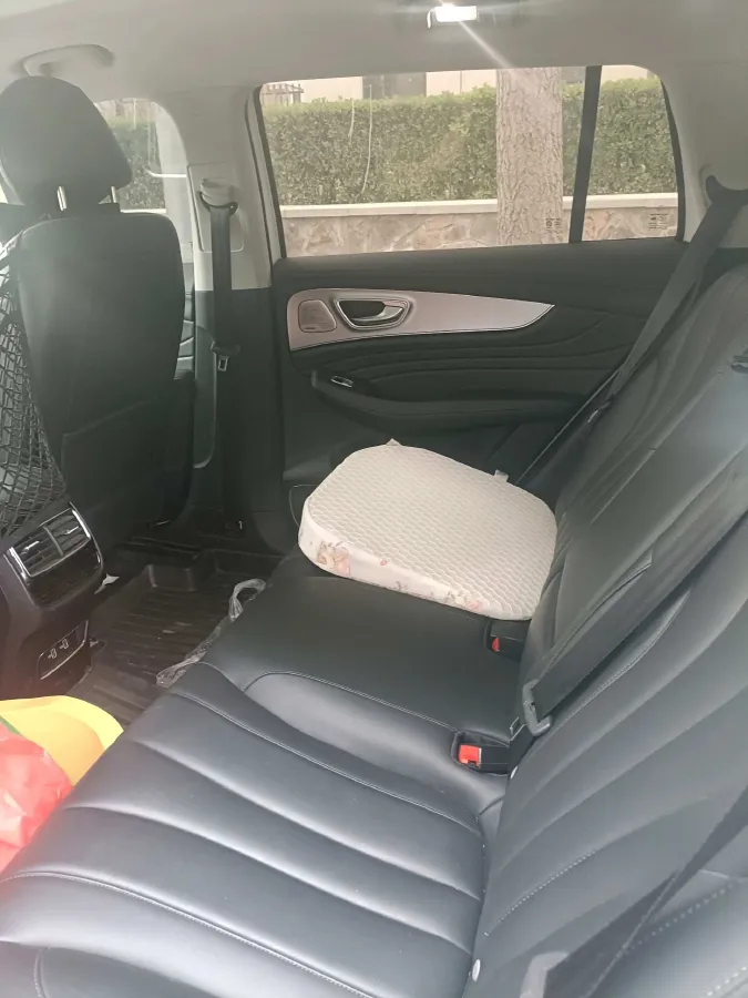 2019 Roewe RX5 MAX 1.5T 173HP L4 6AT,autocango,china used car exporter,china ev exporter,chinese used car exporter,chinese used ev exporter