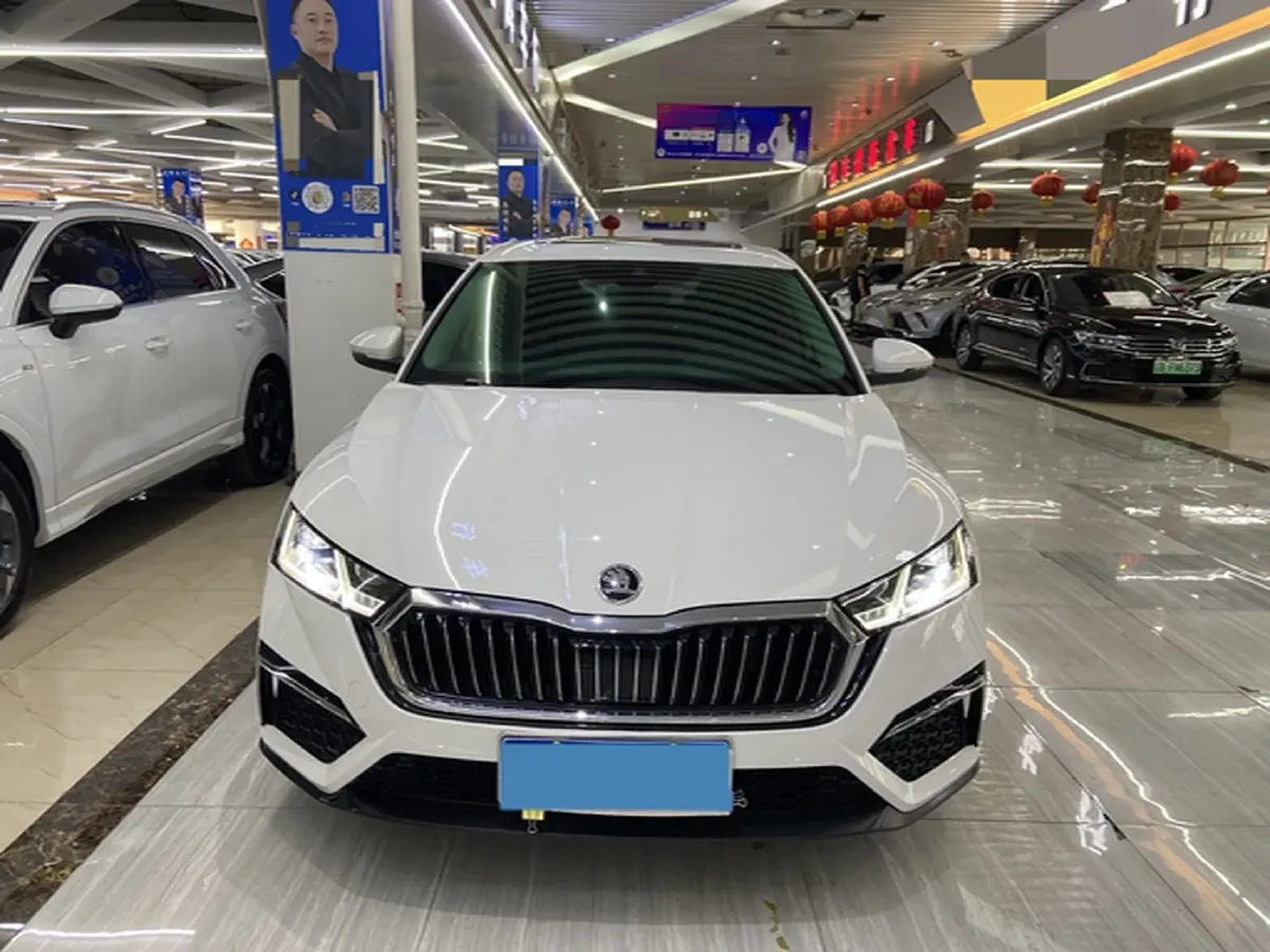 2022 Skoda Octavia 1.4T 150HP L4 7DCT,autocango,china used car exporter,china ev exporter,chinese used car exporter,chinese used ev exporter