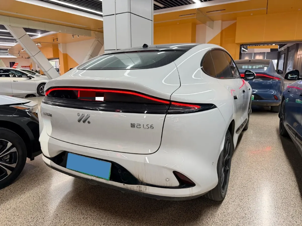 2025 IM LS6 BEV 75KWH,autocango,china used car exporter,china ev exporter,chinese used car exporter,chinese used ev exporter