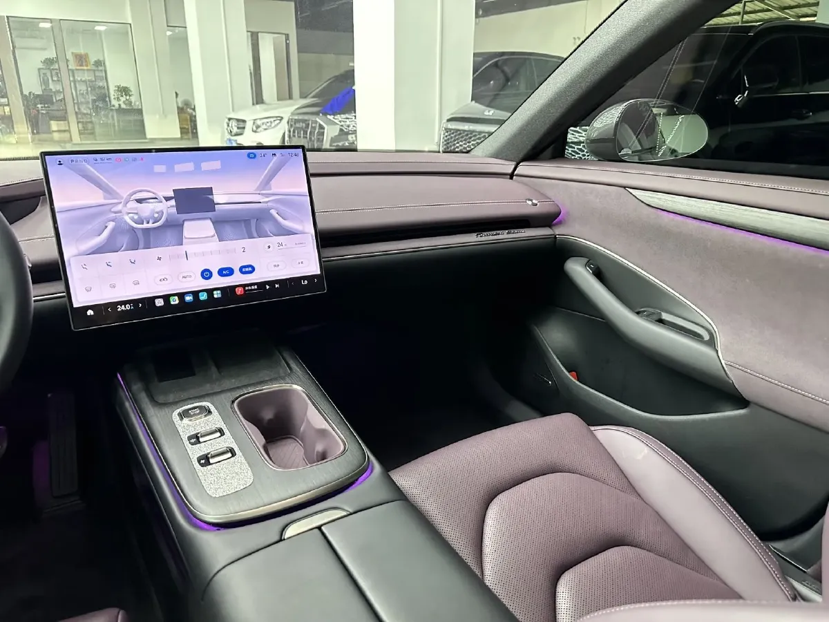 2024 MI SU7 BEV 73.6KWH,autocango,china used car exporter,china ev exporter,chinese used car exporter,chinese used ev exporter