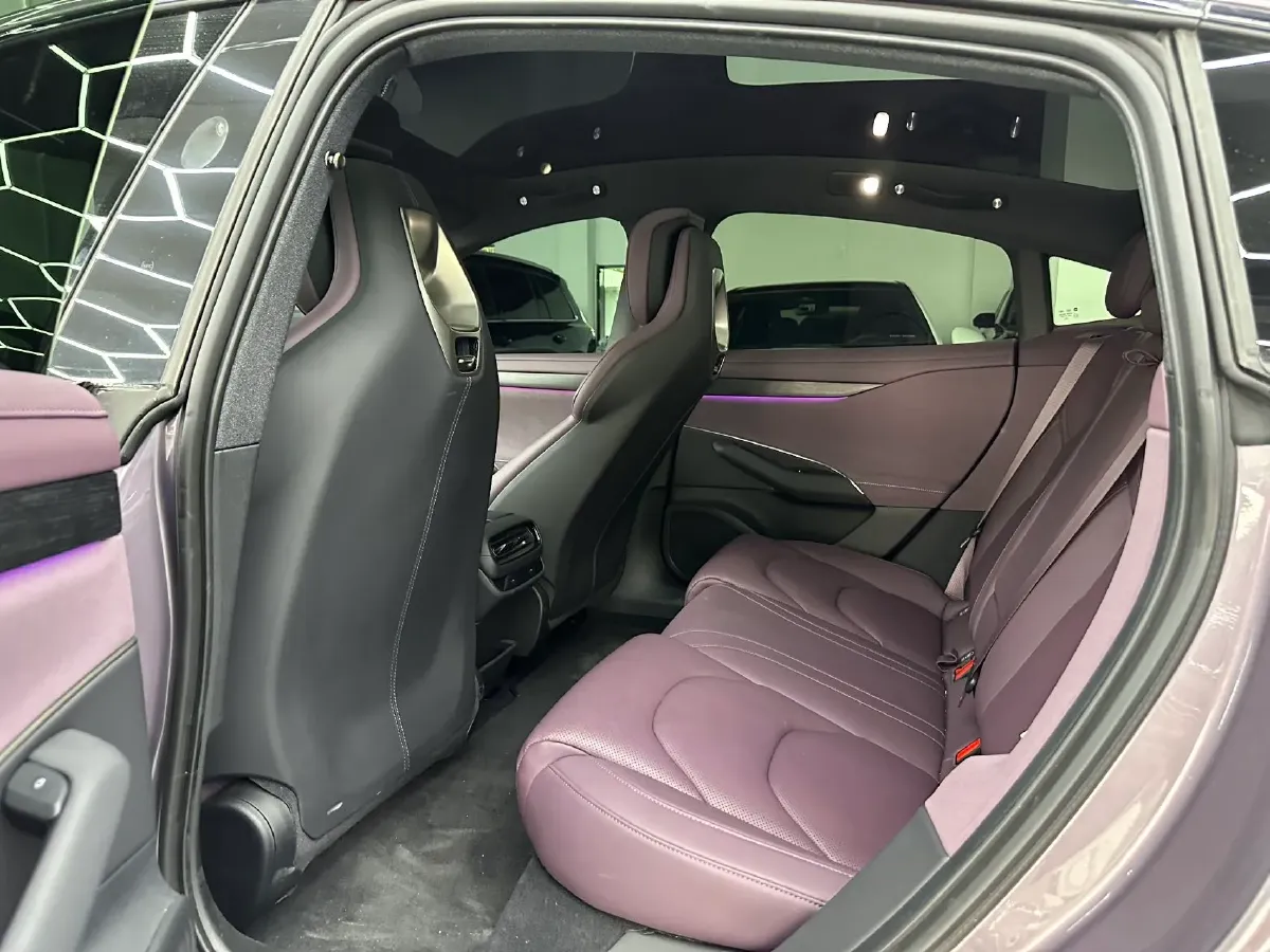 2024 MI SU7 BEV 73.6KWH,autocango,china used car exporter,china ev exporter,chinese used car exporter,chinese used ev exporter