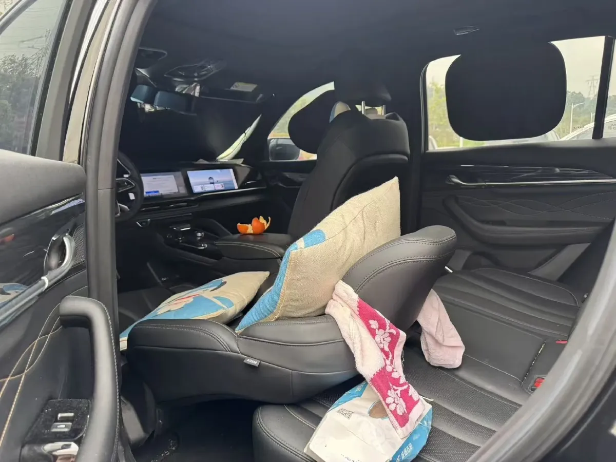 2024 Geely Monjaro 2.0T 218HP L4 7DCT,autocango,china used car exporter,china ev exporter,chinese used car exporter,chinese used ev exporter