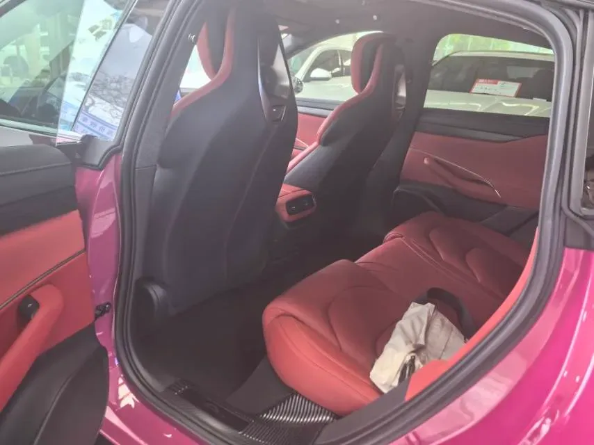 2024 MI SU7 BEV 73.6KWH,autocango,china used car exporter,china ev exporter,chinese used car exporter,chinese used ev exporter