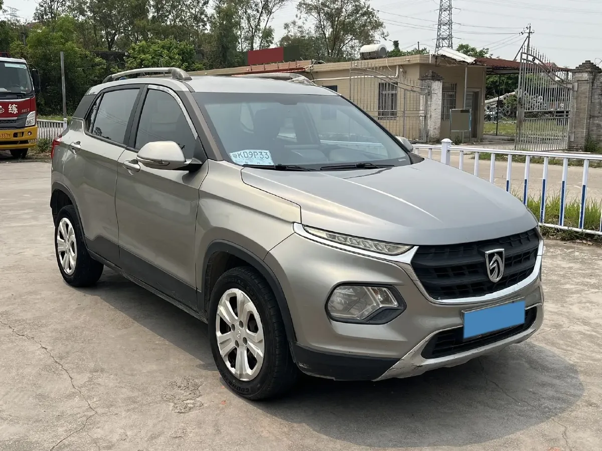 2017 BaoJun 510 1.5L 112HP L4 6MT,autocango,china used car exporter,china ev exporter,chinese used car exporter,chinese used ev exporter