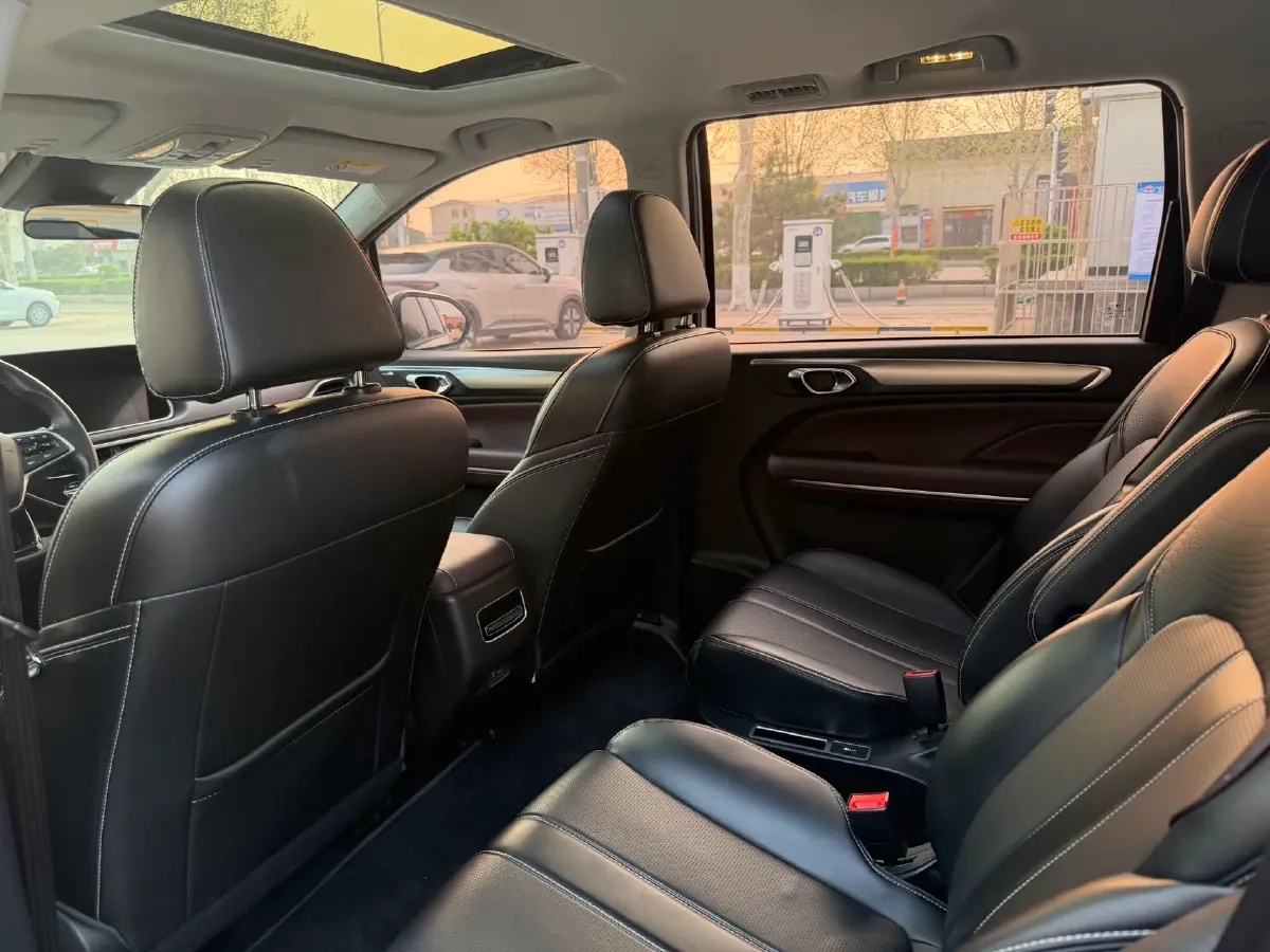 2023 GAC Trumpchi M6 1.5T 177HP L4 7DCT,autocango,china used car exporter,china ev exporter,chinese used car exporter,chinese used ev exporter