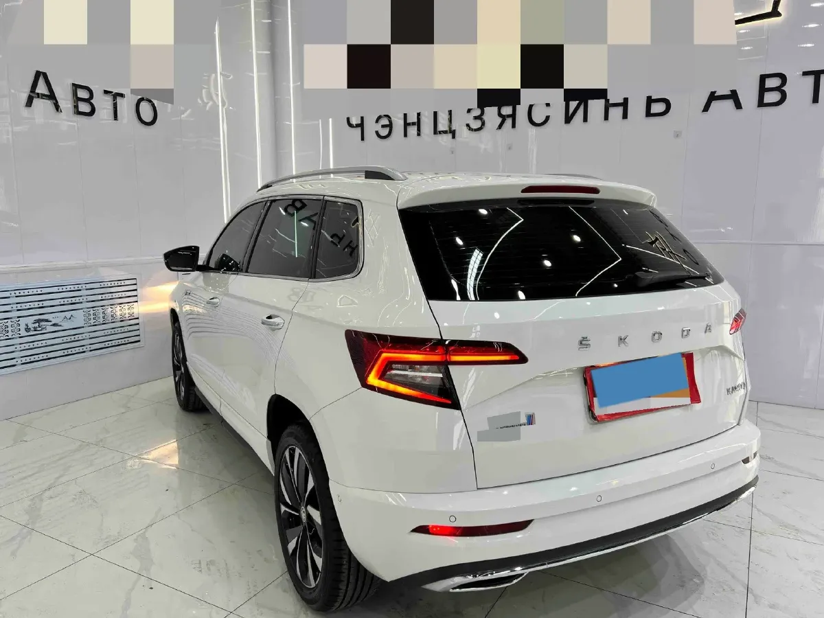 2022 Skoda Karoq 1.4T 150HP L4 7DCT,autocango,china used car exporter,china ev exporter,chinese used car exporter,chinese used ev exporter