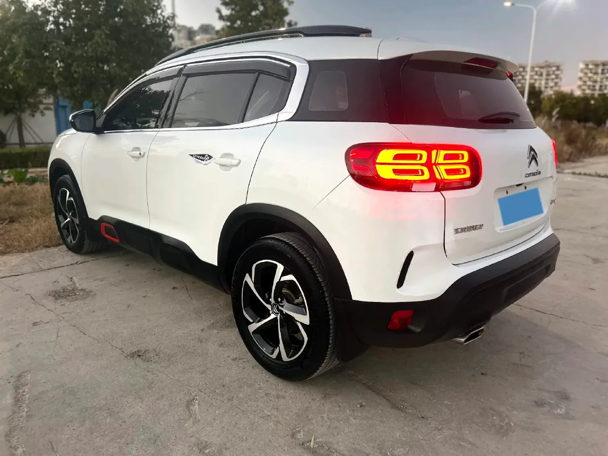 2019 Citroen C5 Aircross 1.6T 167HP L4 6AT,autocango,china used car exporter,china ev exporter,chinese used car exporter,chinese used ev exporter