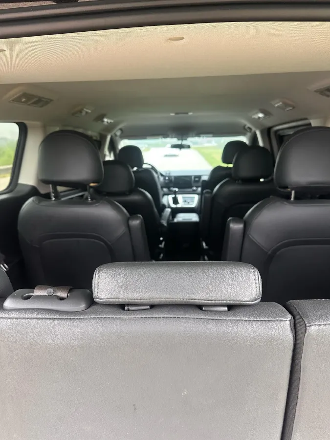 2017 MAXUS XinTu V80 2.5T 136HP L4 6MT,autocango,china used car exporter,china ev exporter,chinese used car exporter,chinese used ev exporter