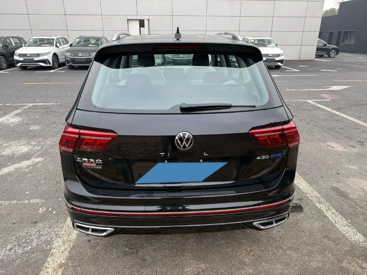 2023 Volkswagen Tiguan L 1.4T 150HP L4 6DCT PHEV 13KWH,autocango,china used car exporter,china ev exporter,chinese used car exporter,chinese used ev exporter