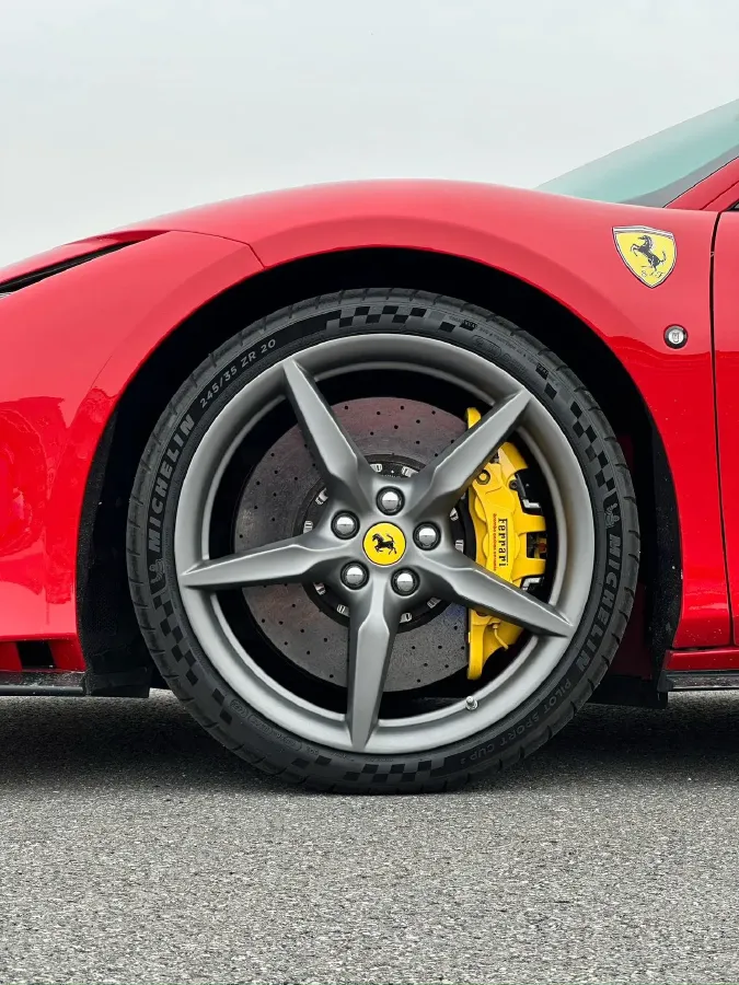 2019 Aston Martin DB11 5.2T 639HP V12 8AT,autocango,china used car exporter,china ev exporter,chinese used car exporter,chinese used ev exporter