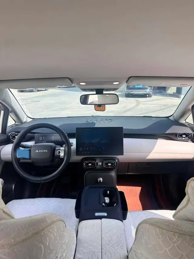 2025 Aion AION UT BEV,autocango,china used car exporter,china ev exporter,chinese used car exporter,chinese used ev exporter