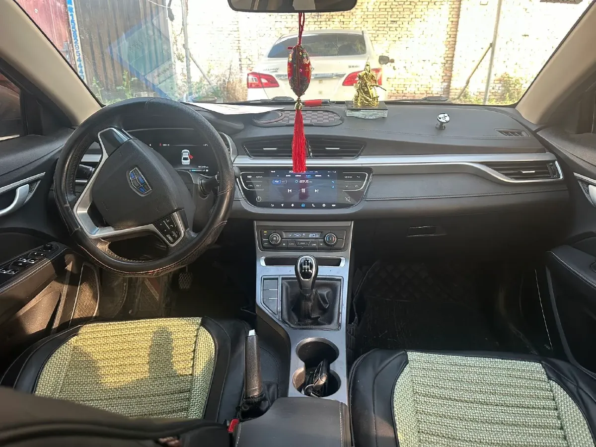 2018 Geely Emgrand 1.5L 109HP L4 5MT,autocango,china used car exporter,china ev exporter,chinese used car exporter,chinese used ev exporter