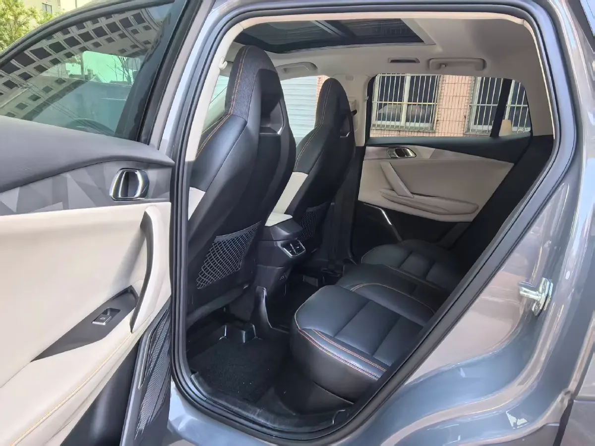 2022 Roewe i6 MAX BEV 61.1KWH,autocango,china used car exporter,china ev exporter,chinese used car exporter,chinese used ev exporter