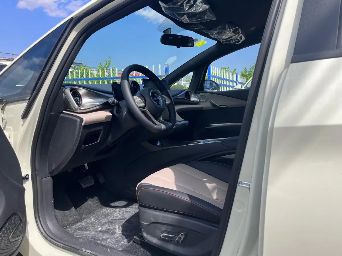 2025 BYD Dolphin BEV 44.928KWH,autocango,china used car exporter,china ev exporter,chinese used car exporter,chinese used ev exporter