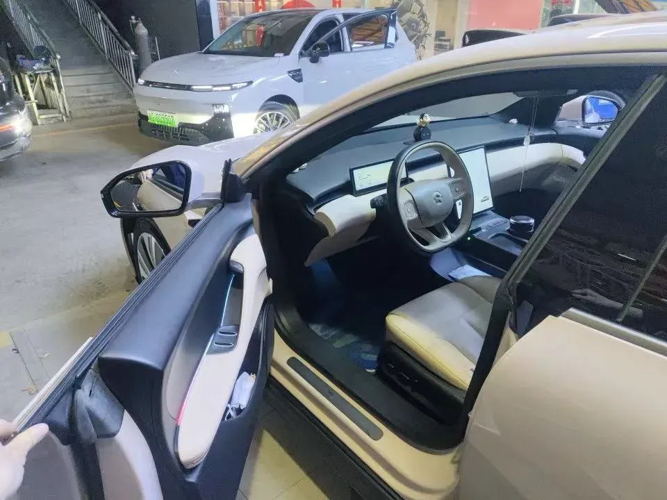 2023 NIO ET5T BEV 75KWH,autocango,china used car exporter,china ev exporter,chinese used car exporter,chinese used ev exporter