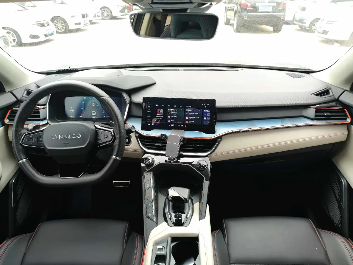 2020 LYNK&CO 06 1.5T 177HP L3 7DCT,autocango,china used car exporter,china ev exporter,chinese used car exporter,chinese used ev exporter