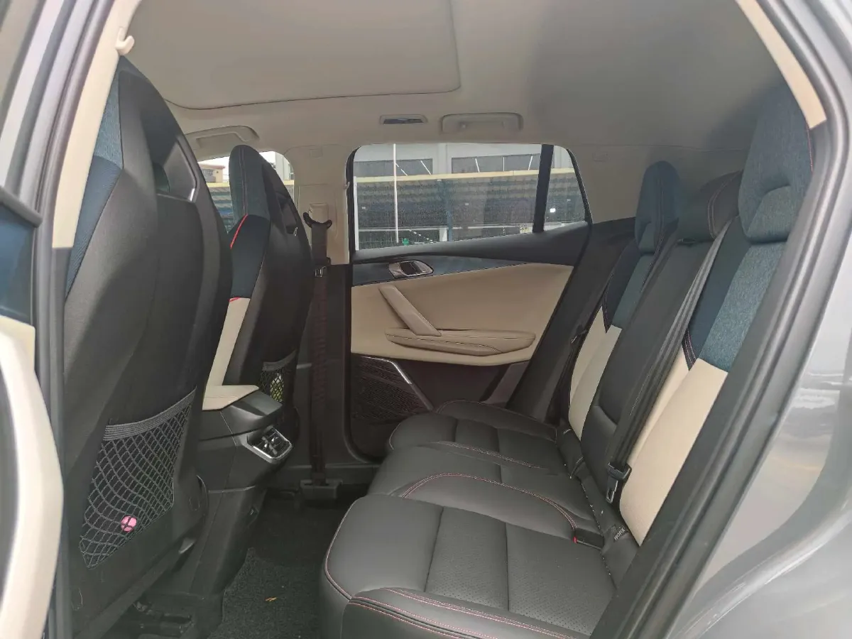 2020 LYNK&CO 06 1.5T 177HP L3 7DCT,autocango,china used car exporter,china ev exporter,chinese used car exporter,chinese used ev exporter