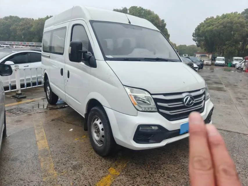 2019 MAXUS XinTu V80 2.0T 139HP L4 6MT,autocango,china used car exporter,china ev exporter,chinese used car exporter,chinese used ev exporter