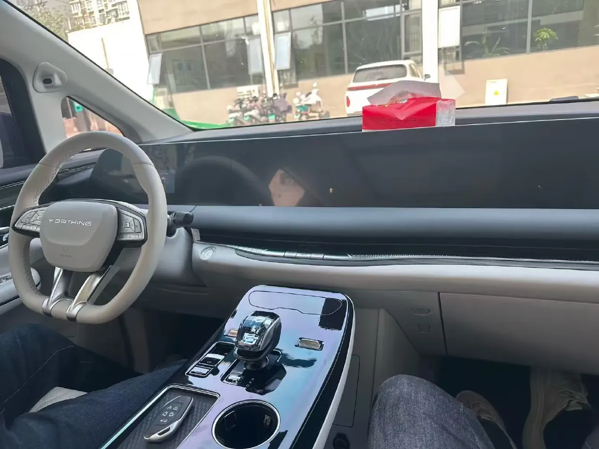 2024 DongFeng Forthing XingHai V9 1.5T 154HP L4 1DHT PHEV 34.944KWH,autocango,china used car exporter,china ev exporter,chinese used car exporter,chinese used ev exporter