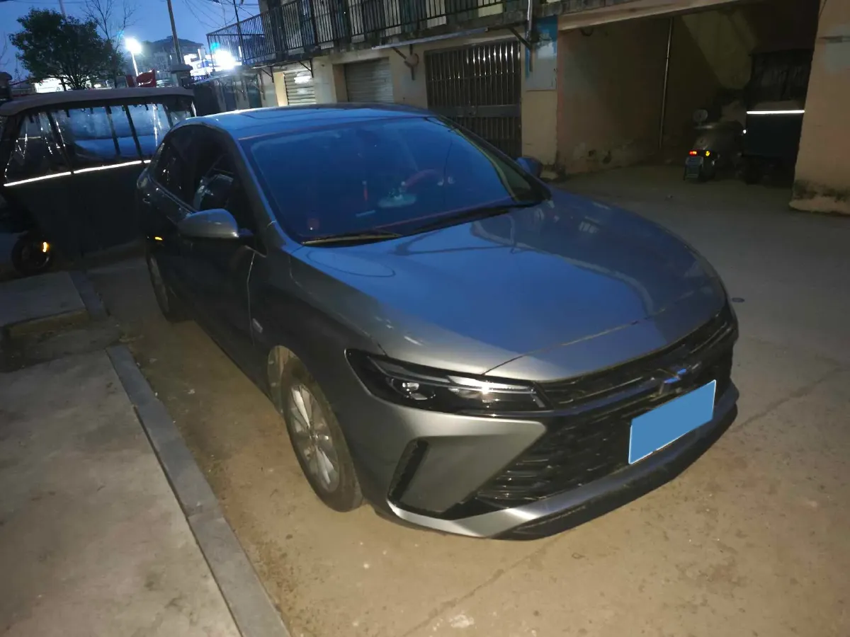 2023 Chevrolet Monza 1.5L 113HP L4 6DCT,autocango,china used car exporter,china ev exporter,chinese used car exporter,chinese used ev exporter