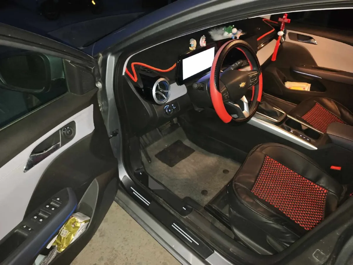 2023 Chevrolet Monza 1.5L 113HP L4 6DCT,autocango,china used car exporter,china ev exporter,chinese used car exporter,chinese used ev exporter