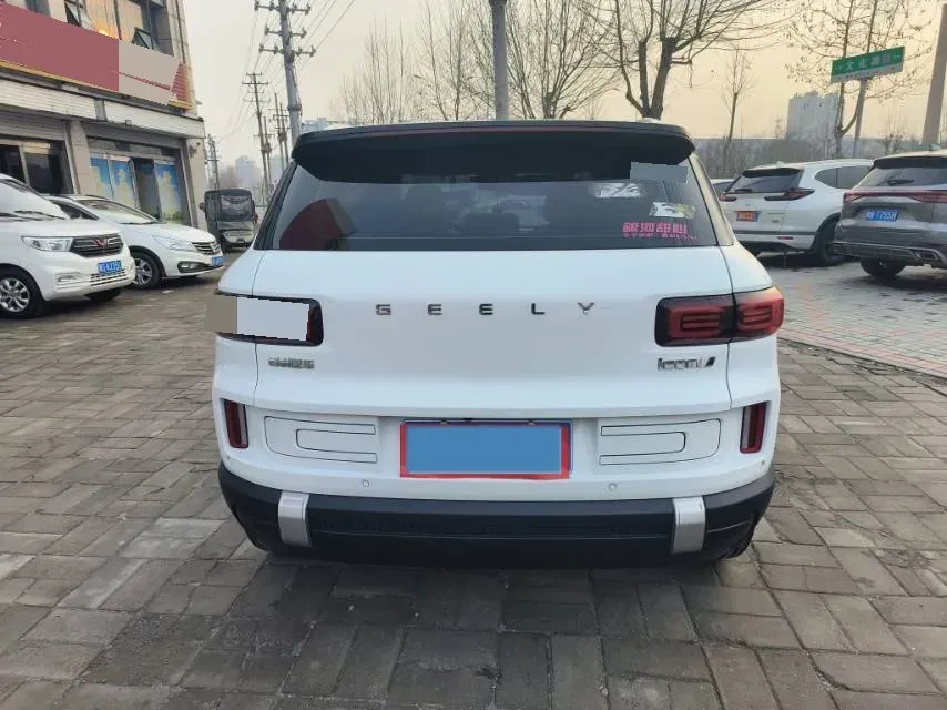 2023 Geely ICON 1.5T 181HP L4 7DCT,autocango,china used car exporter,china ev exporter,chinese used car exporter,chinese used ev exporter