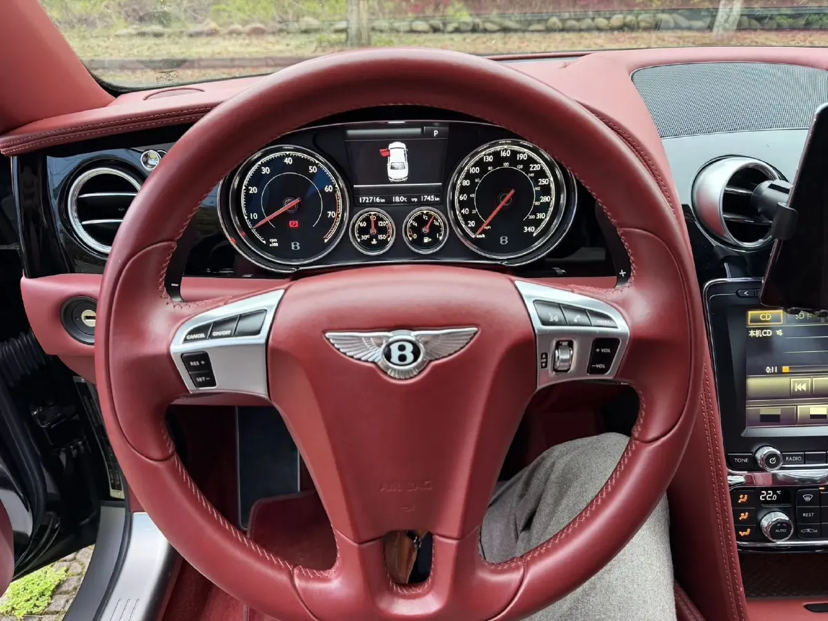 2017 Bentley Flying Spur 4.0T 528HP V8 8AT,autocango,china used car exporter,china ev exporter,chinese used car exporter,chinese used ev exporter