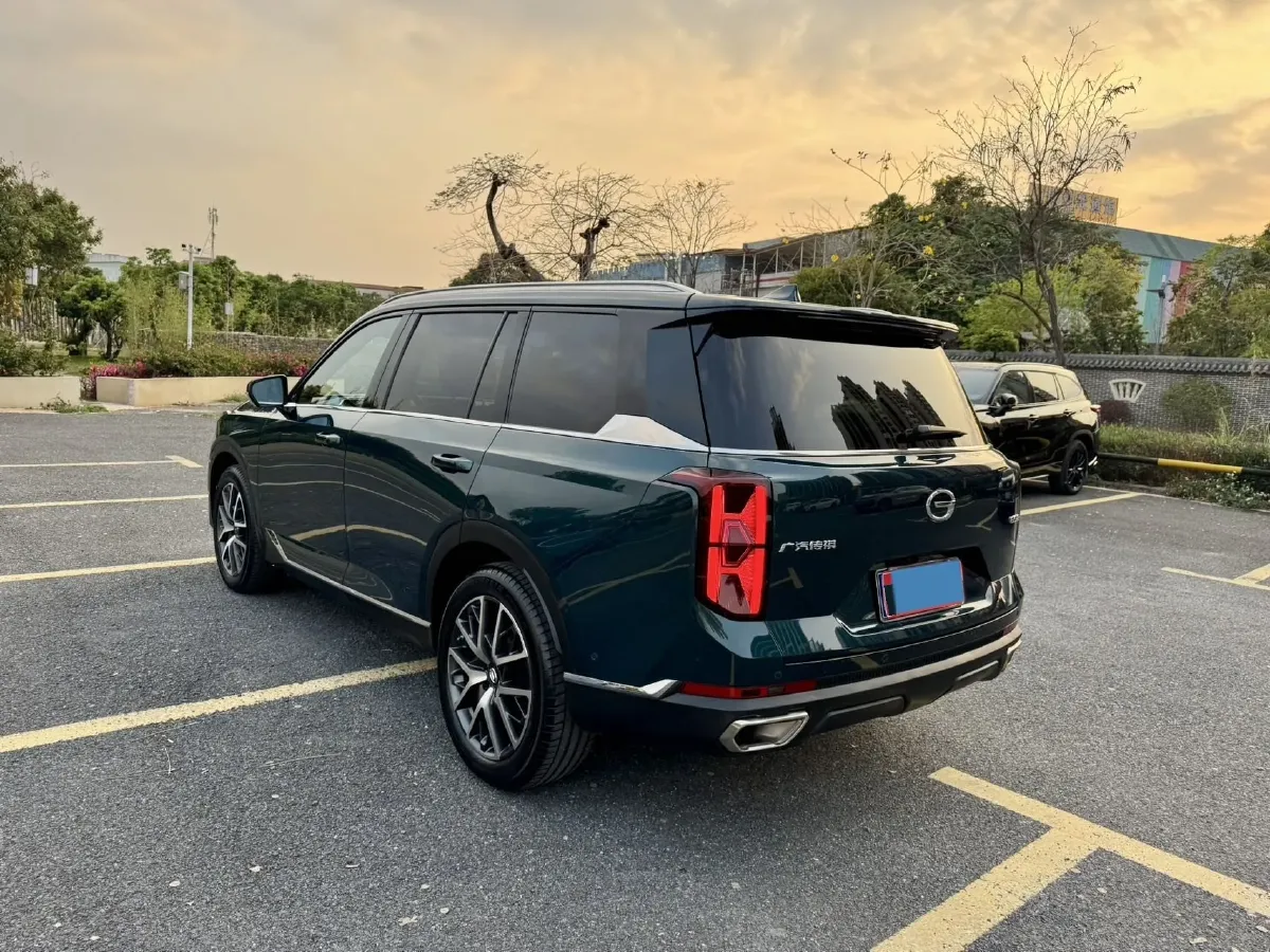 2022 GAC Trumpchi GS8 2.0T 252HP L4 8AT,autocango,china used car exporter,china ev exporter,chinese used car exporter,chinese used ev exporter