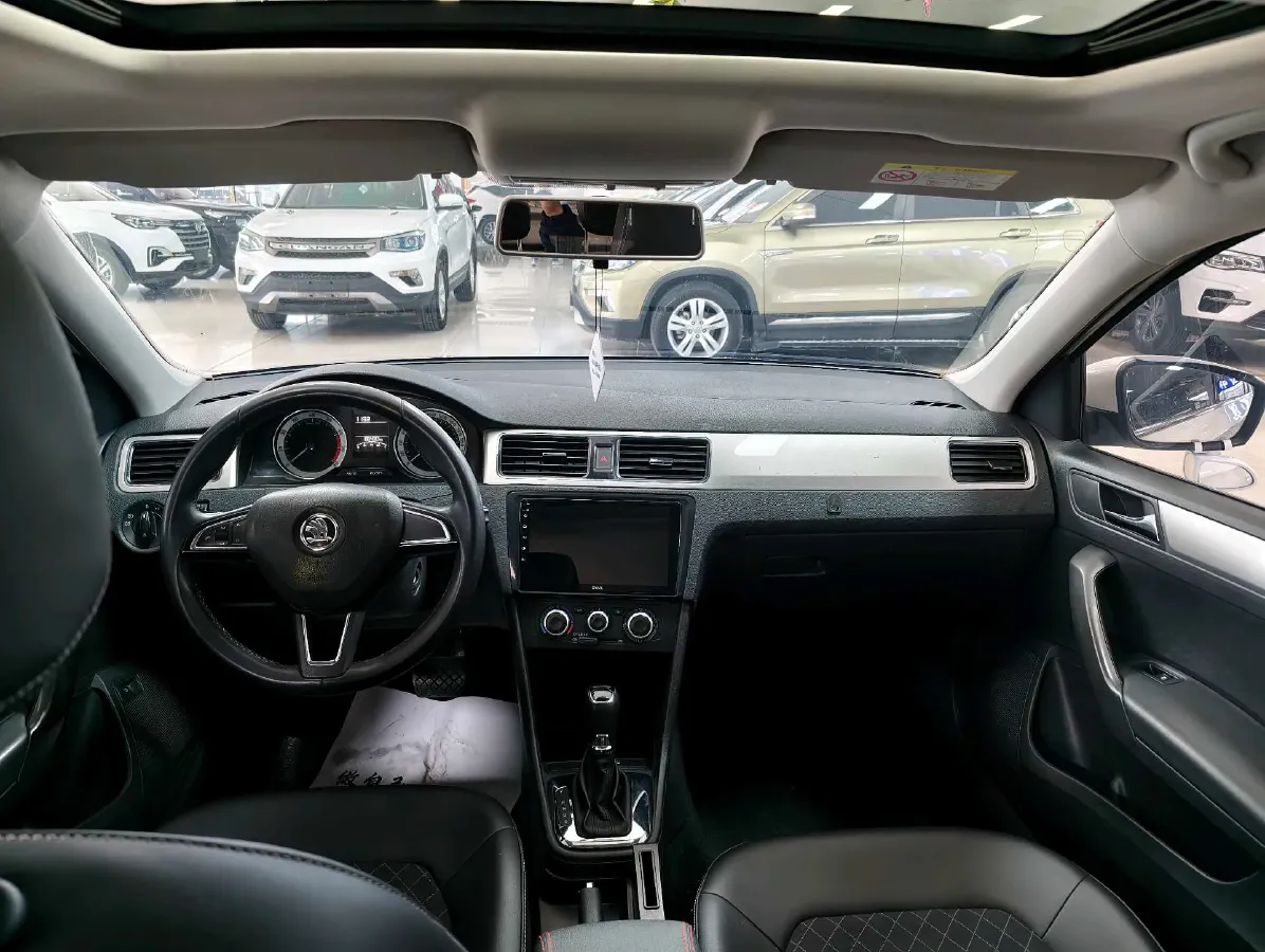 2019 Skoda Rapid Spaceback 1.5L 110HP L4 6AT,autocango,china used car exporter,china ev exporter,chinese used car exporter,chinese used ev exporter