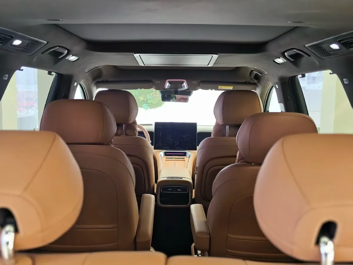 2025 Denza DenzaN8L 2.0T 207HP L4 E-CVT PHEV,autocango,china used car exporter,china ev exporter,chinese used car exporter,chinese used ev exporter