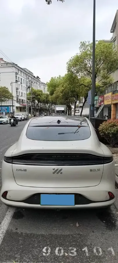 2025 IM LS6 BEV 75KWH,autocango,china used car exporter,china ev exporter,chinese used car exporter,chinese used ev exporter