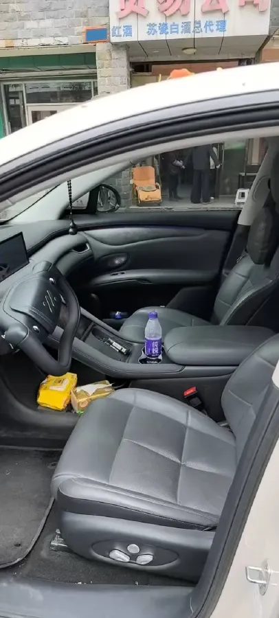 2025 IM LS6 BEV 75KWH,autocango,china used car exporter,china ev exporter,chinese used car exporter,chinese used ev exporter