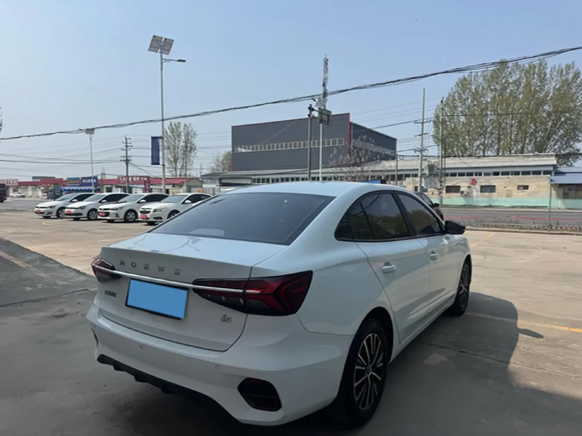 2021 Roewe i5 1.5L 120HP L4 CVT,autocango,china used car exporter,china ev exporter,chinese used car exporter,chinese used ev exporter