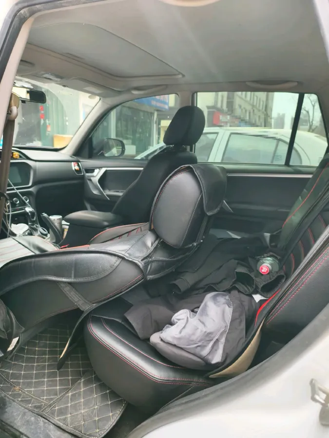 2022 Chery Tiggo 3 1.5T 156HP L4 CVT,autocango,china used car exporter,china ev exporter,chinese used car exporter,chinese used ev exporter