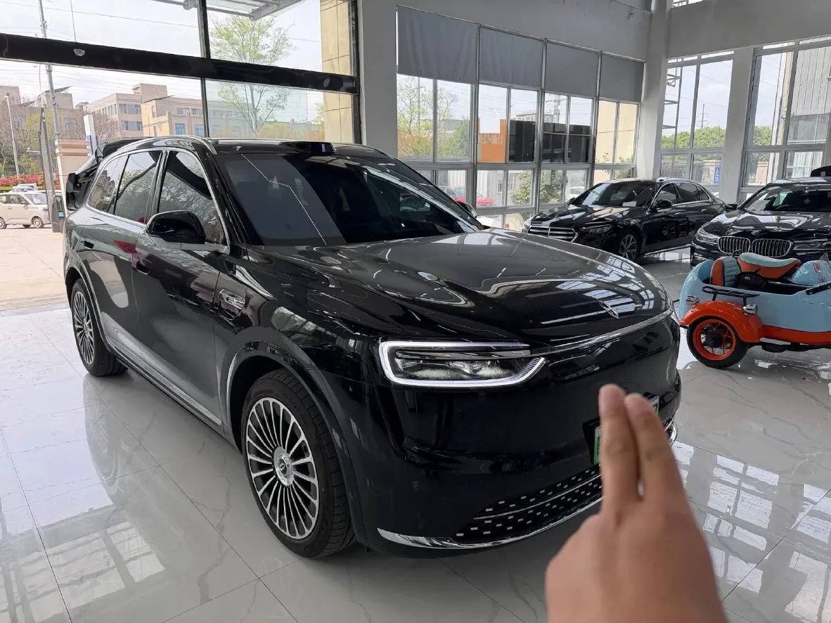2026 AITO AITO M7 REEV 160HP REEV,autocango,china used car exporter,china ev exporter,chinese used car exporter,chinese used ev exporter