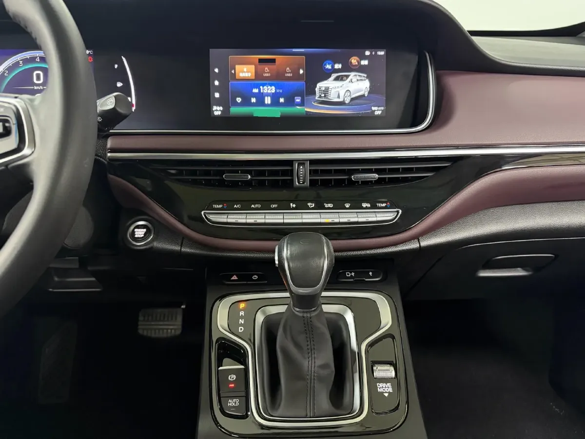 2021 GAC Trumpchi M6 1.5T 169HP L4 6AT,autocango,china used car exporter,china ev exporter,chinese used car exporter,chinese used ev exporter