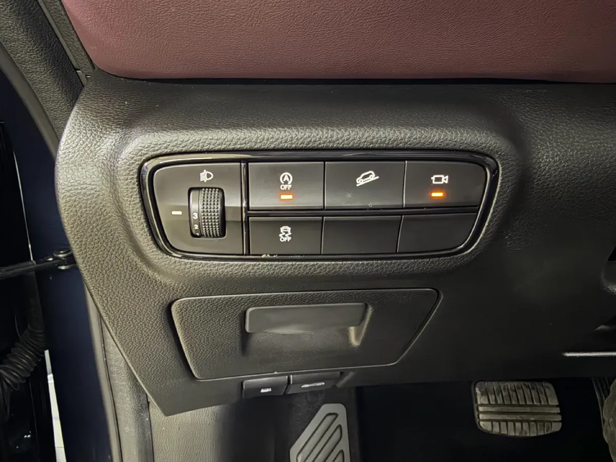 2021 GAC Trumpchi M6 1.5T 169HP L4 6AT,autocango,china used car exporter,china ev exporter,chinese used car exporter,chinese used ev exporter