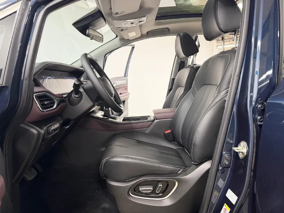 2021 GAC Trumpchi M6 1.5T 169HP L4 6AT,autocango,china used car exporter,china ev exporter,chinese used car exporter,chinese used ev exporter