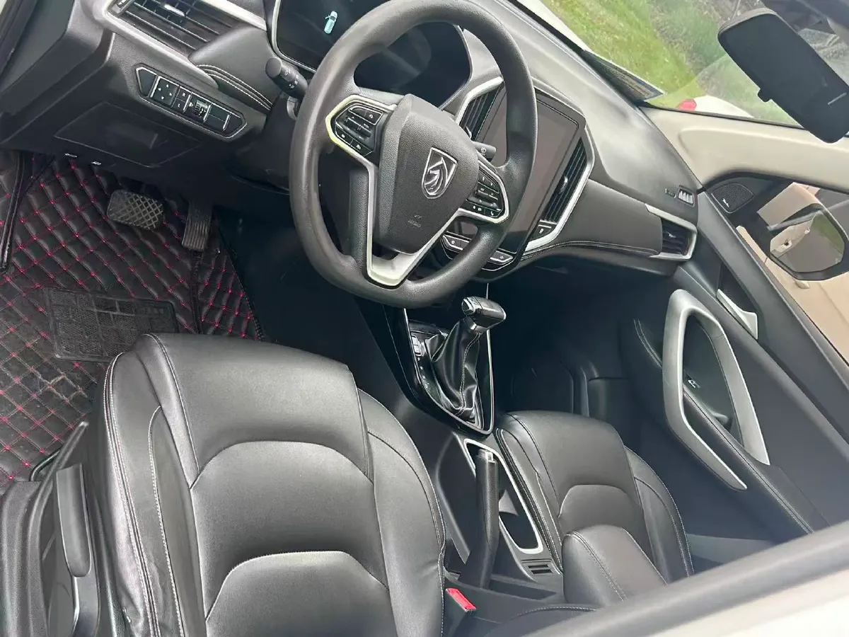 2020 HanTeng X5 1.5T 156HP L4 6AT,autocango,china used car exporter,china ev exporter,chinese used car exporter,chinese used ev exporter