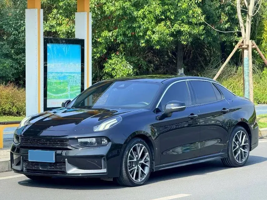 2018 Toyota C-HR 2.0L 171HP L4 CVT,autocango,china used car exporter,china ev exporter,chinese used car exporter,chinese used ev exporter