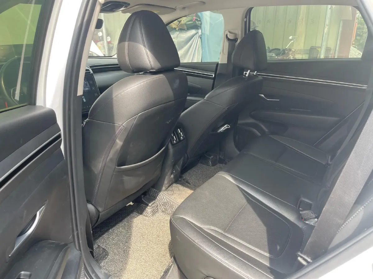 2023 Hyundai Tucson 1.5T 200HP L4 8AT,autocango,china used car exporter,china ev exporter,chinese used car exporter,chinese used ev exporter