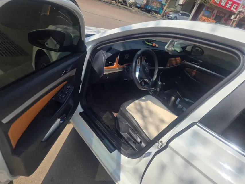 2025 Volkswagen Bora 1.2T 116HP L4 7DCT,autocango,china used car exporter,china ev exporter,chinese used car exporter,chinese used ev exporter