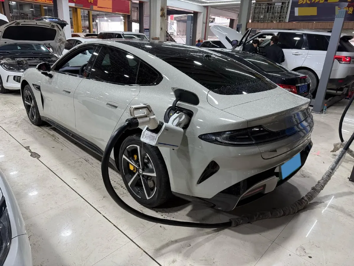 2024 MI SU7 BEV 101KWH,autocango,china used car exporter,china ev exporter,chinese used car exporter,chinese used ev exporter