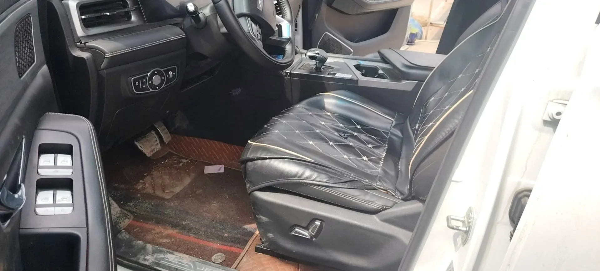 2021 Jetour X90 1.6T 197HP L4 7DCT,autocango,china used car exporter,china ev exporter,chinese used car exporter,chinese used ev exporter