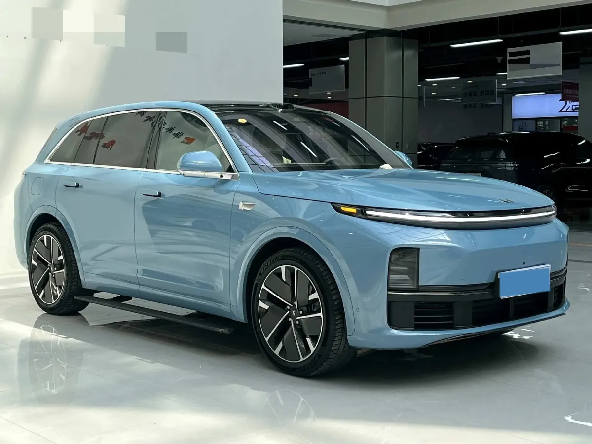 2025 Li L7 Range Extended 154HP REEV,autocango,china used car exporter,china ev exporter,chinese used car exporter,chinese used ev exporter